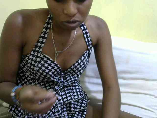 Lovelybabraa webcam