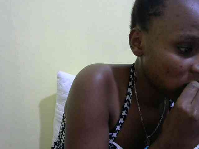 Lovelybabraa webcam