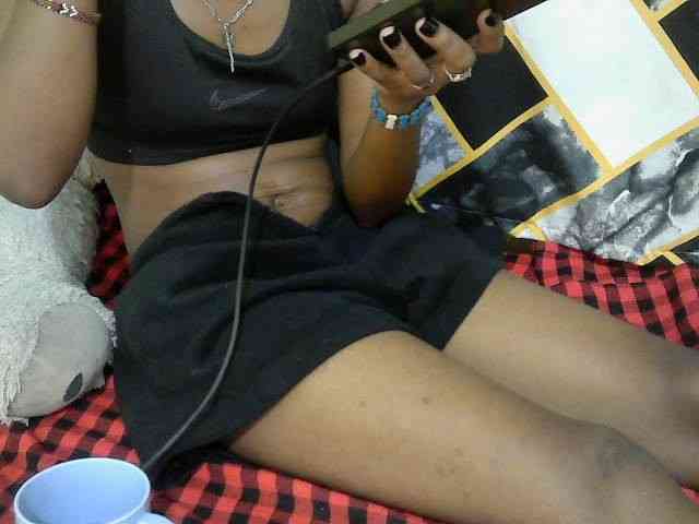 Lovelybabraa webcam