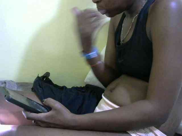 Lovelybabraa webcam