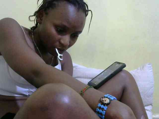 Lovelybabraa webcam
