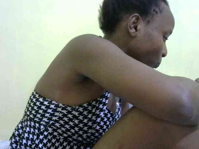 Lovelybabraa webcam
