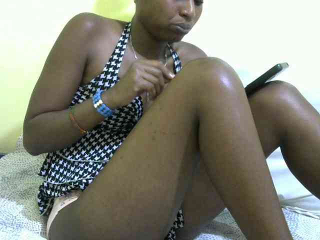 Lovelybabraa webcam