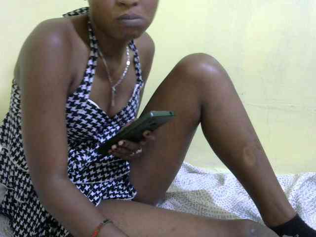 Lovelybabraa webcam