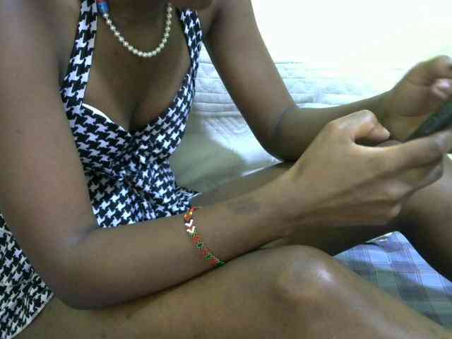 Lovelybabraa webcam