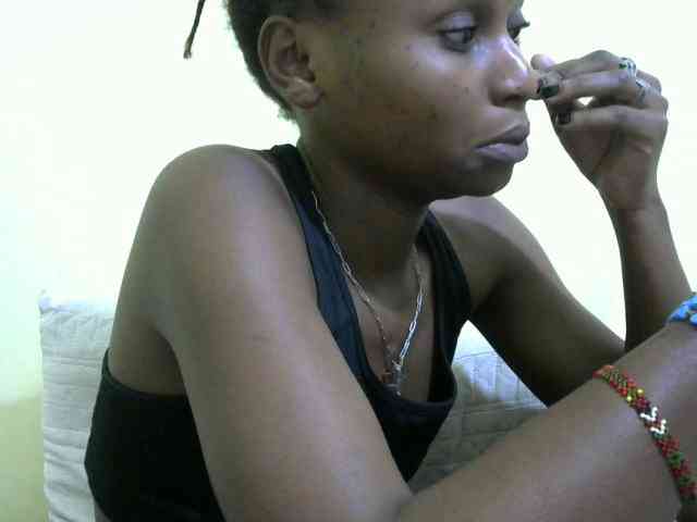 Lovelybabraa webcam