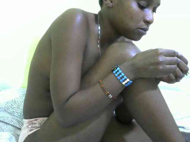 Lovelybabraa webcam