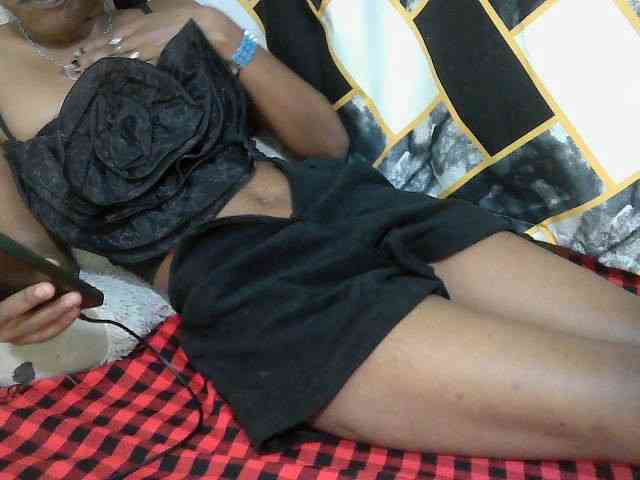 Lovelybabraa webcam