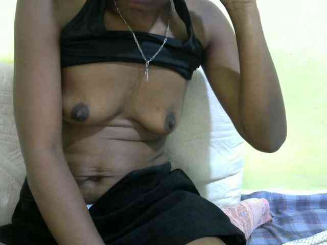 Lovelybabraa webcam
