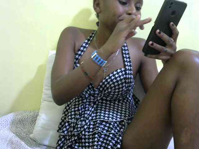 Lovelybabraa webcam