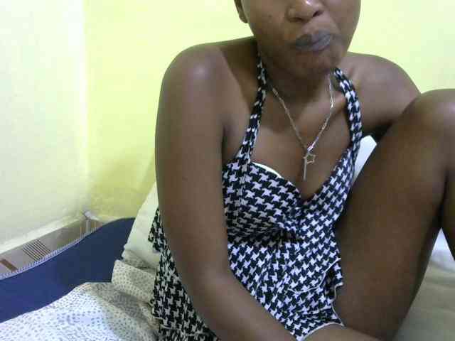 Lovelybabraa webcam
