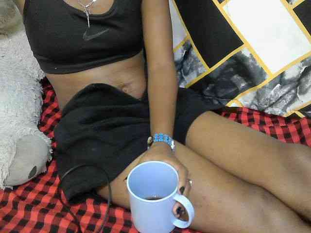 Lovelybabraa webcam