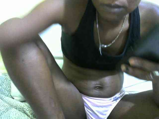 Lovelybabraa webcam