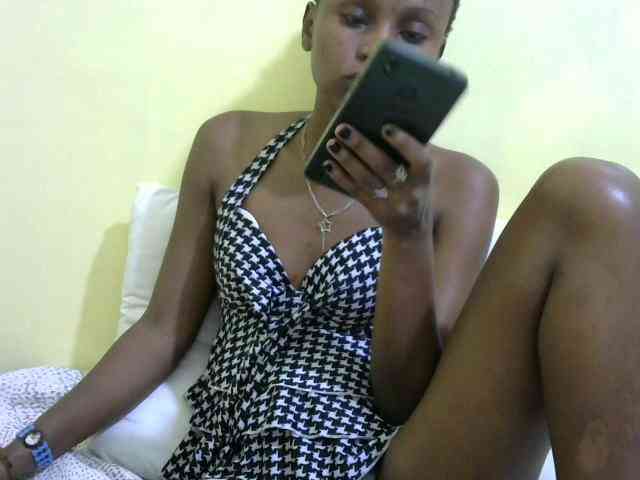 Lovelybabraa webcam