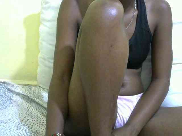 Lovelybabraa webcam