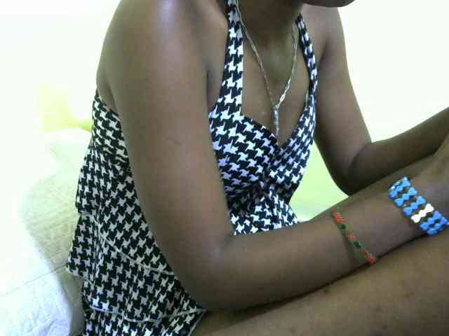 Lovelybabraa webcam