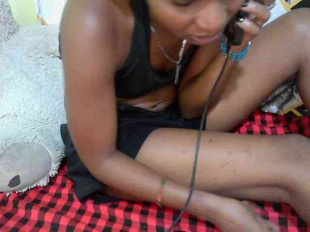 Lovelybabraa webcam