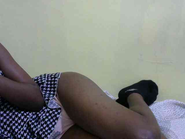 Lovelybabraa webcam