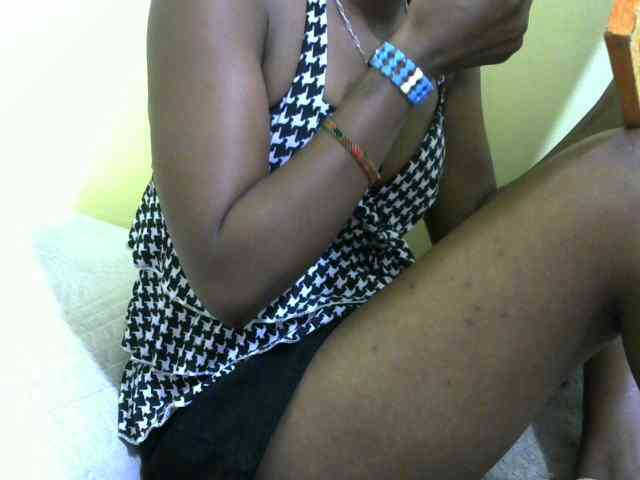 Lovelybabraa webcam
