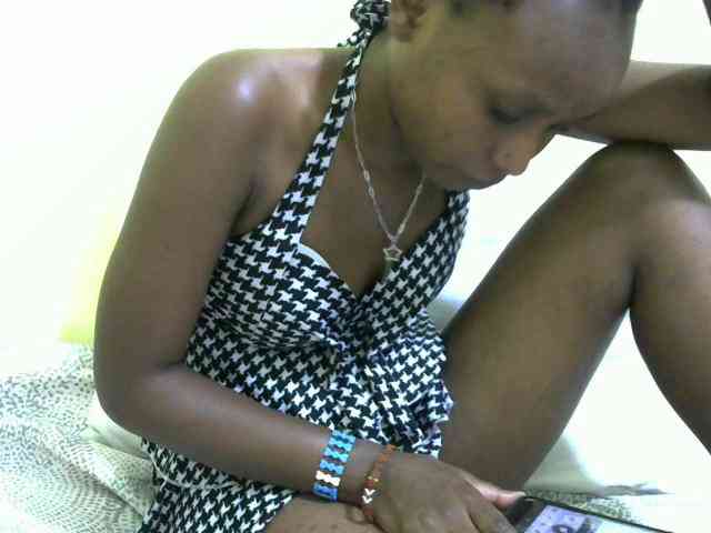 Lovelybabraa webcam