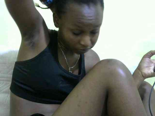 Lovelybabraa webcam