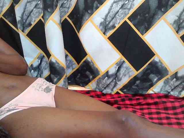 Lovelybabraa webcam