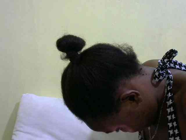 Lovelybabraa webcam