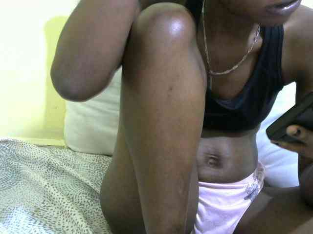 Lovelybabraa webcam
