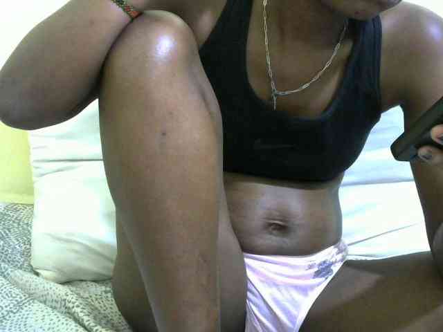 Lovelybabraa webcam