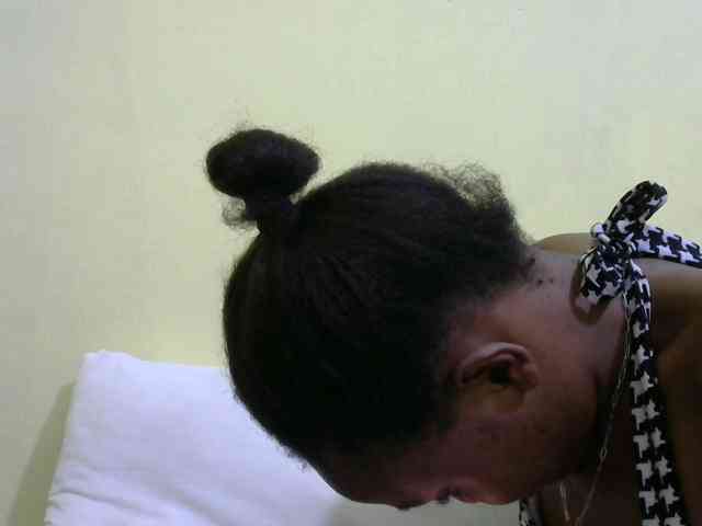 Lovelybabraa webcam