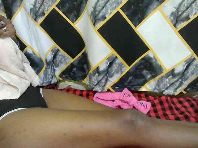Lovelybabraa webcam