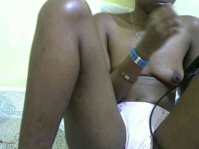 Lovelybabraa webcam