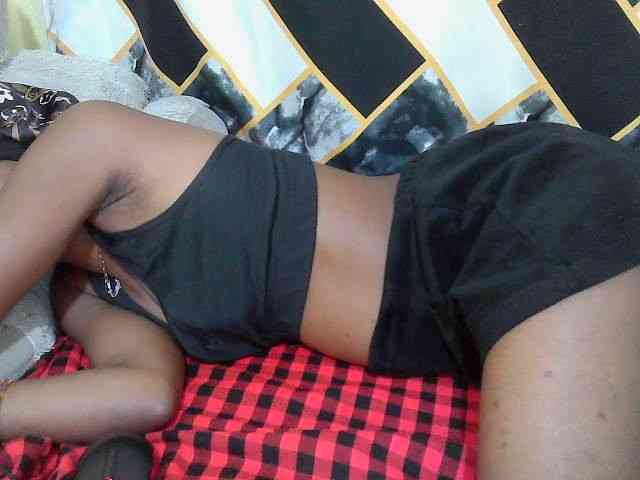 Lovelybabraa webcam