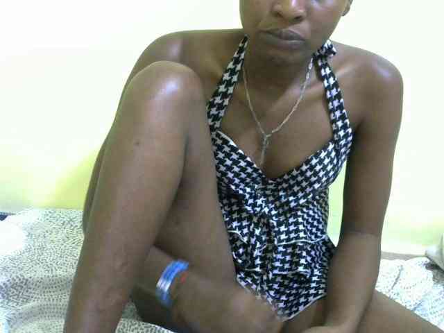 Lovelybabraa webcam