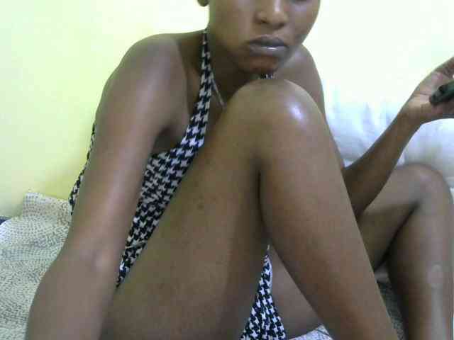 Lovelybabraa webcam
