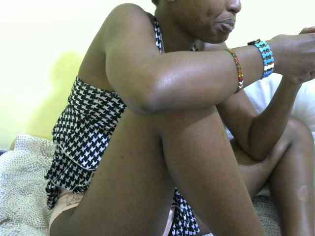 Lovelybabraa webcam