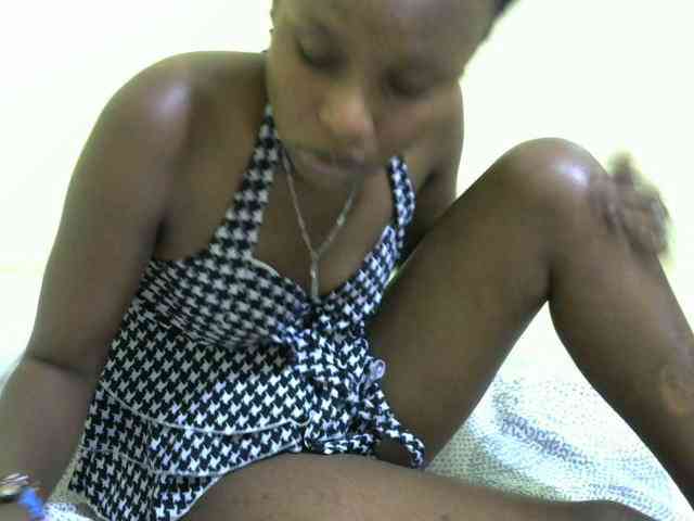 Lovelybabraa webcam