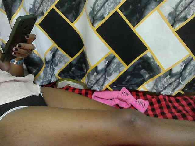 Lovelybabraa webcam