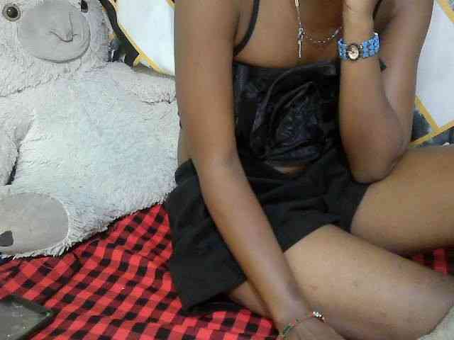 Lovelybabraa webcam