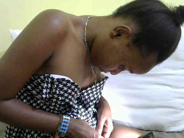 Lovelybabraa webcam
