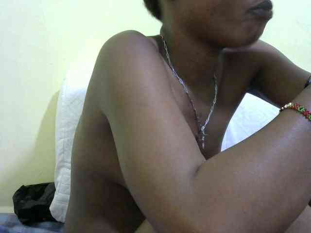 Lovelybabraa webcam