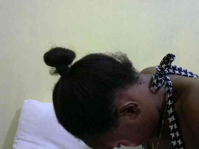 Lovelybabraa webcam