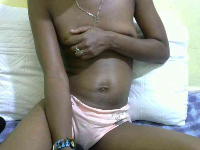 Lovelybabraa webcam