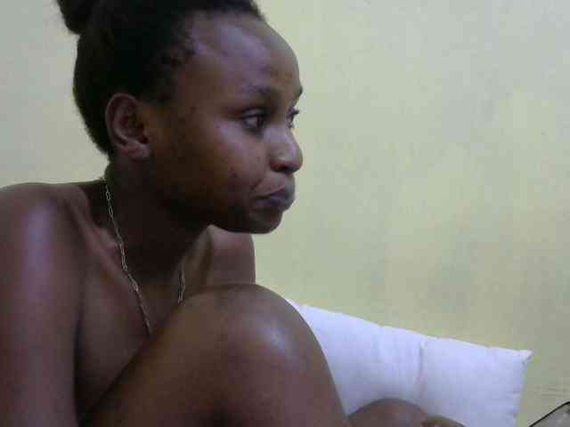 Lovelybabraa webcam