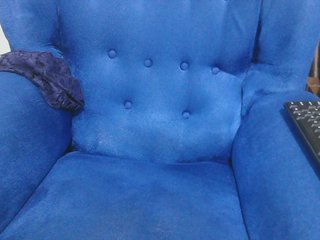 Petitelv Porn Show