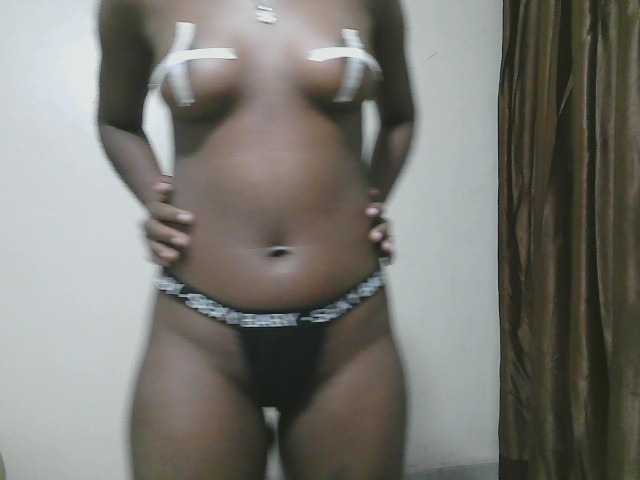 Petitelv live cam