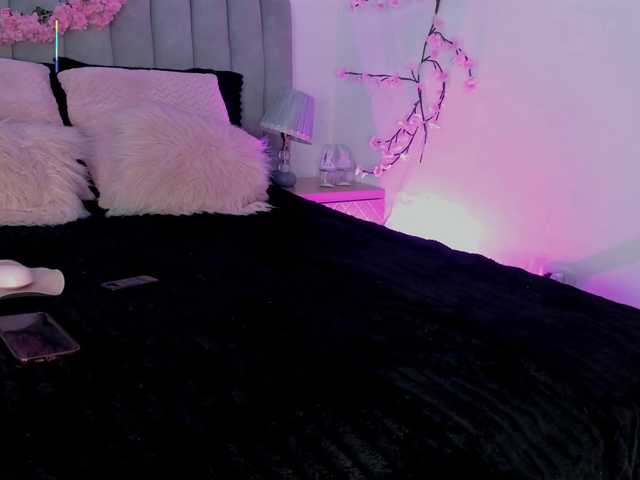 Jimenarestrepo live cam on BongaCams
