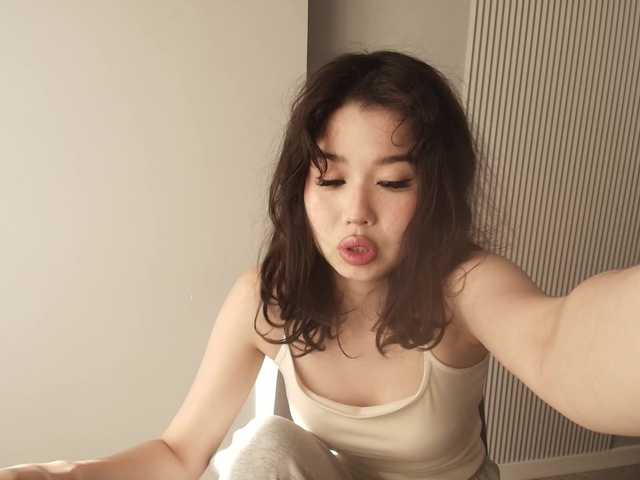 kimyjina's BongaCams show and profile
