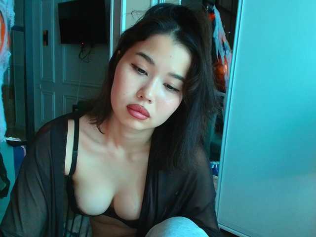 kimyjina live cam on BongaCams