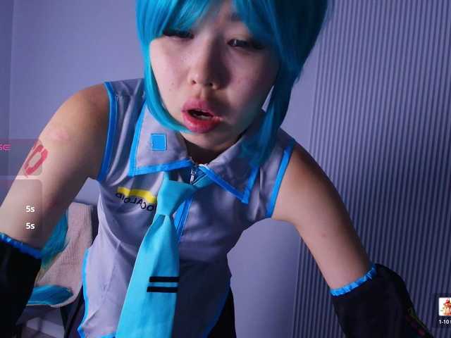 kimyjina live cam on BongaCams